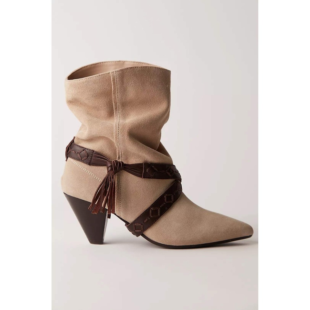 NEW Free People Bronte Belt Wrap Boots Size 7 Tan Suede Western Pointed Toe